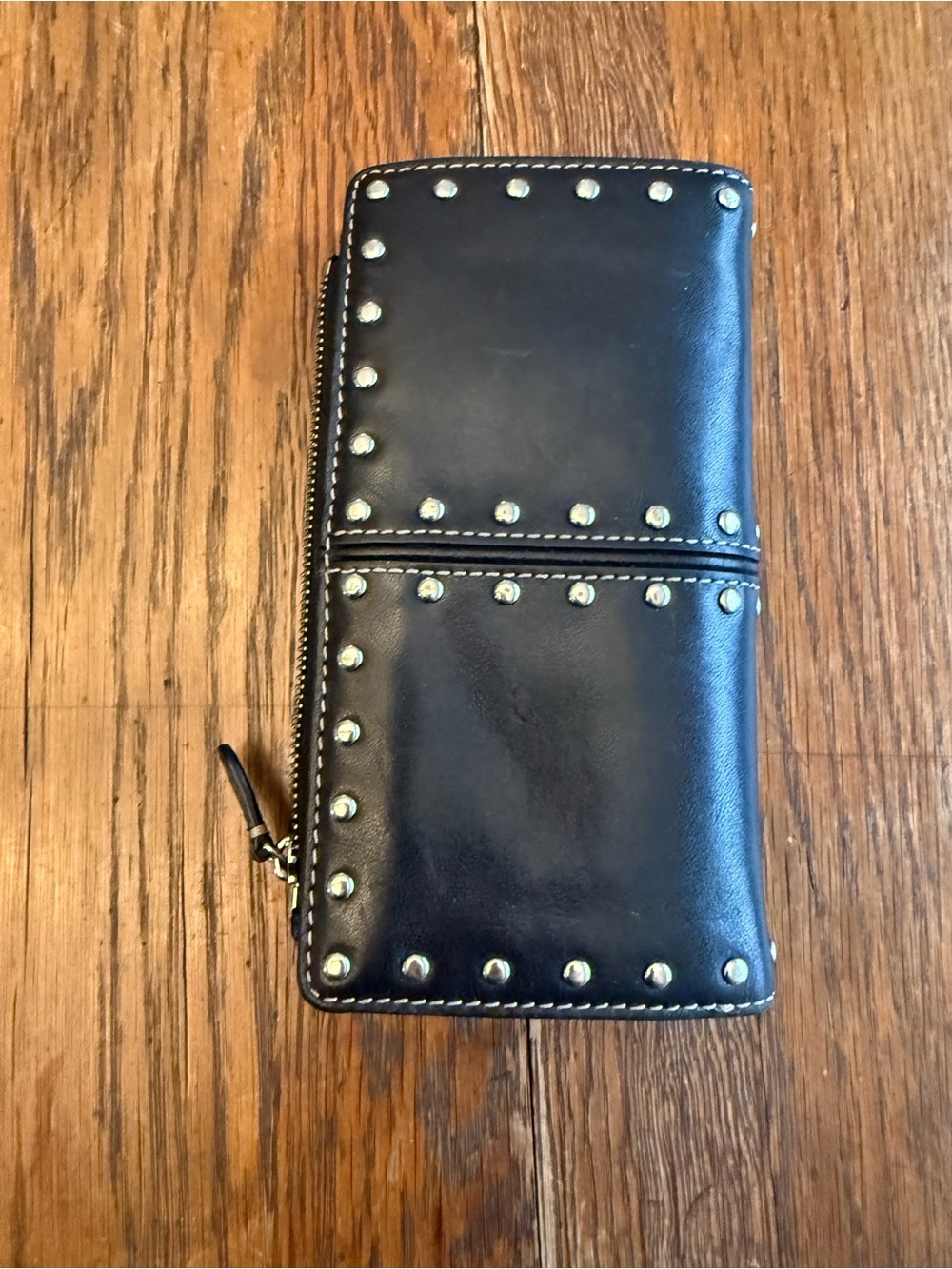 Vintage Michael Kors Astor Black Leather Studded Wallet - Picture 4 of 4